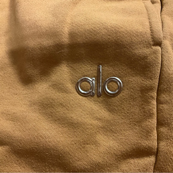 Alo Yoga Accolade Straight Leg Sweatpant Toffee XS - Picture 12 of 16